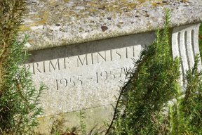 Picture: /imgresize/w288/images/prime-minister-anthony-eden-grave.jpg